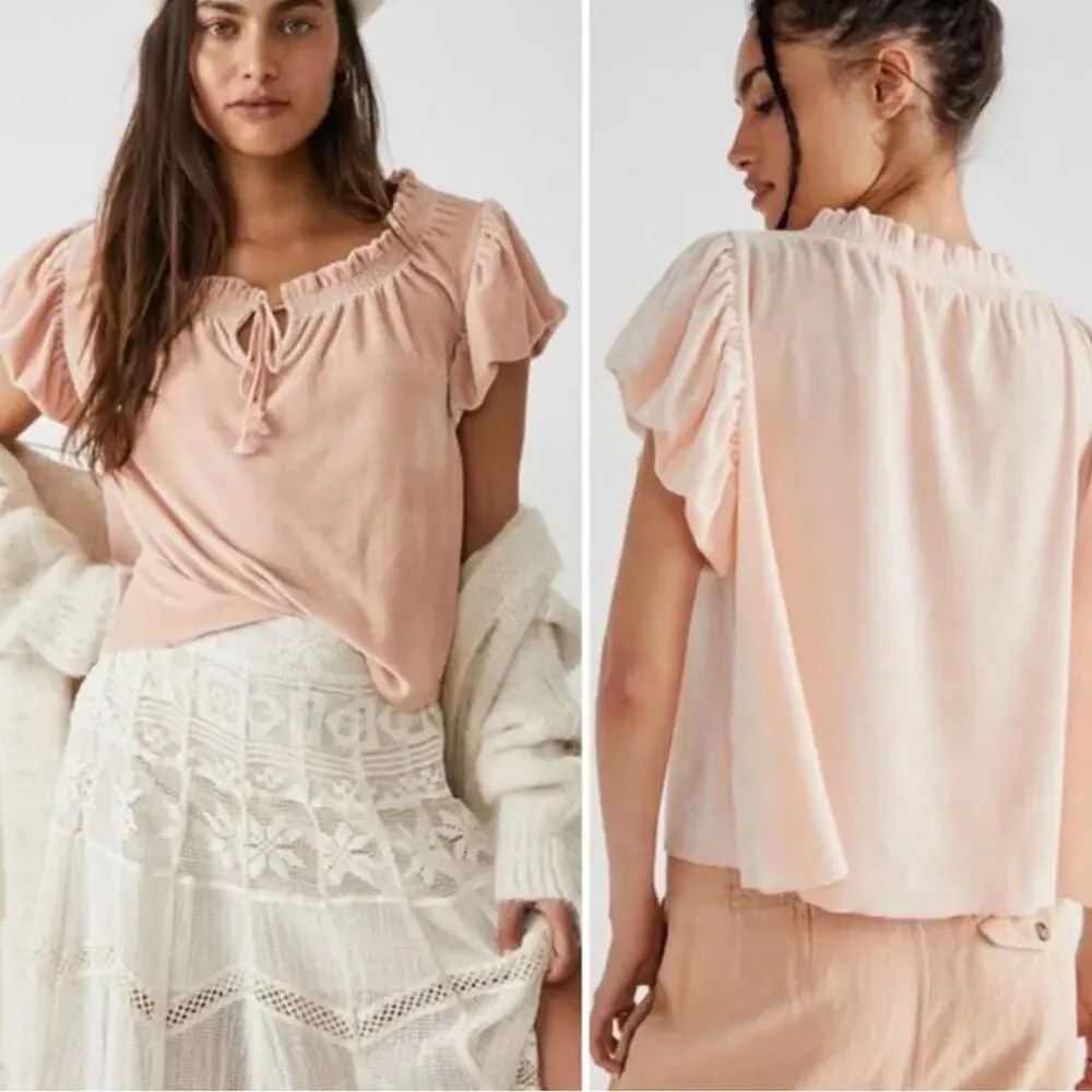 Free People Terese Puff Sleeve Velvet Top Blush Pink/Peach Size M NWOT